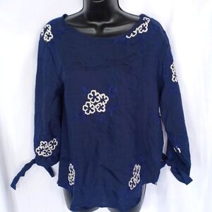 ANA & Rose embroidered tunic,  Navy size SP, absolutely stunning, linen look